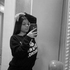 Meet your Posher, Noelli